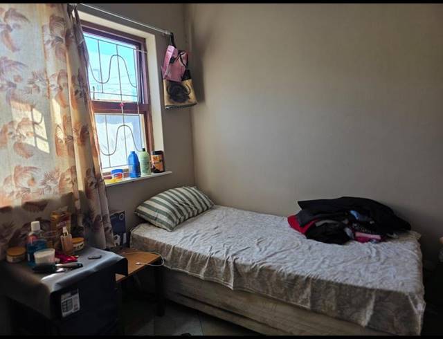 5 BEDROOM HOUSE FOR SALE IN KENSINGTON